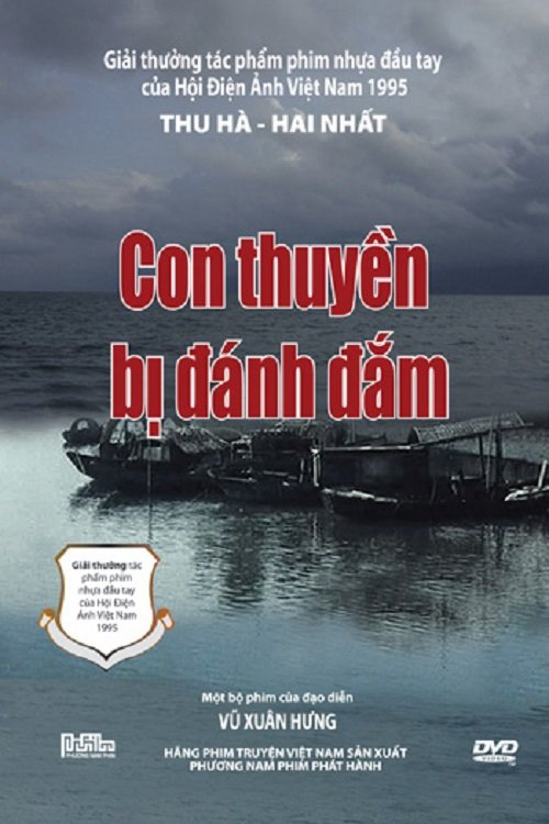 con-thuyen-bi-danh-dam-poster.jpg